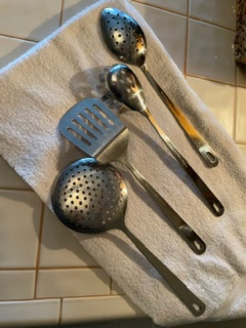 EUC WOLFGANG PUCK Bistro Collection Stainless Steel Utensil Set (4) - Picture 2 of 7